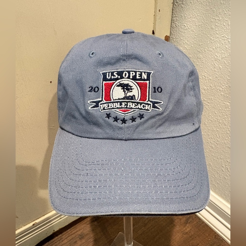 Like new USGA 2010 US OPEN golf tournament pebble beach light blue ball cap.